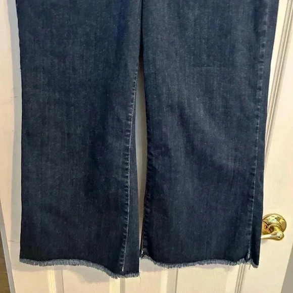 NYDJ Wide Leg Cropped Jeans - Picture 3 of 10